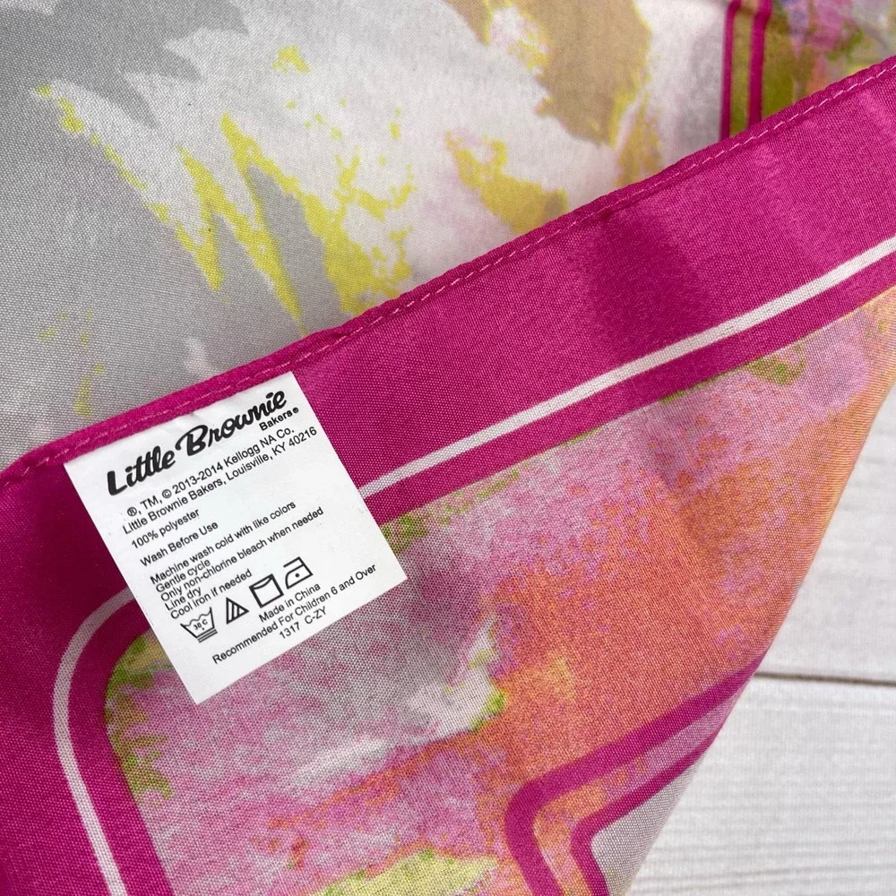Kellogg’s Little Brownie‎ Bakers / Girl Scouts White Wolf Tie Dye Scarf Bandana